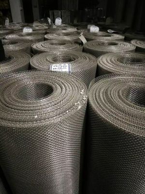 Feuerdichtes Metall Gewebtes Drahtnetz 0,7 mm 0,8 mm Edelstahl Gewebtes Tuch
