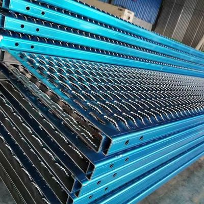 Korrosionsbeständiges gepunktetes Stahlnetz 3 mm Perforiertes Aluminiumnetz